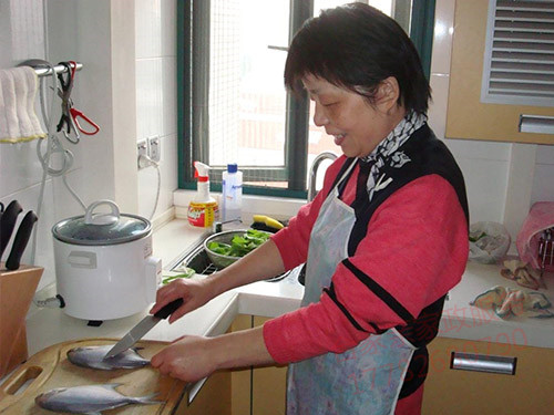 <a href='http://www.139150.com/product--1.html' target='_blank'>西安保姆</a>